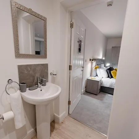 Prescott Court Serviced Apartments Halifax Exterior photo