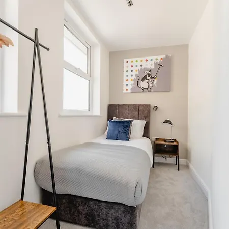Prescott Court Serviced Apartments Halifax Exterior photo