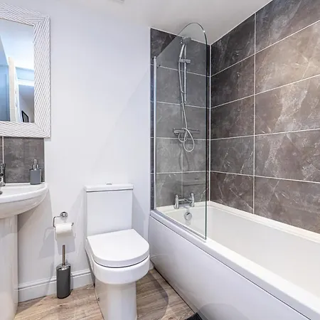 Prescott Court Serviced Apartments Halifax Exterior photo