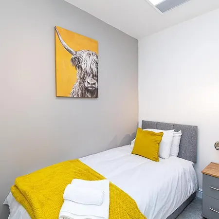Prescott Court Serviced Apartments Halifax Exterior photo
