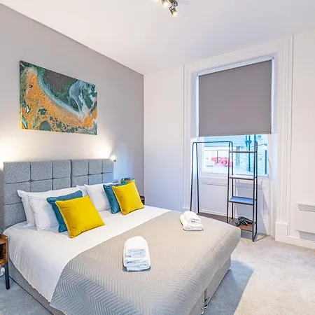 Prescott Court Serviced Apartments Halifax Exterior photo