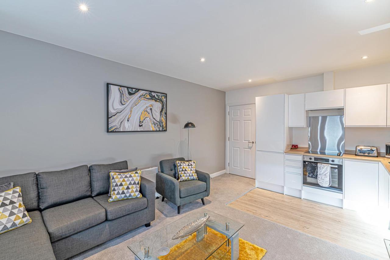 Prescott Court Serviced Apartment *