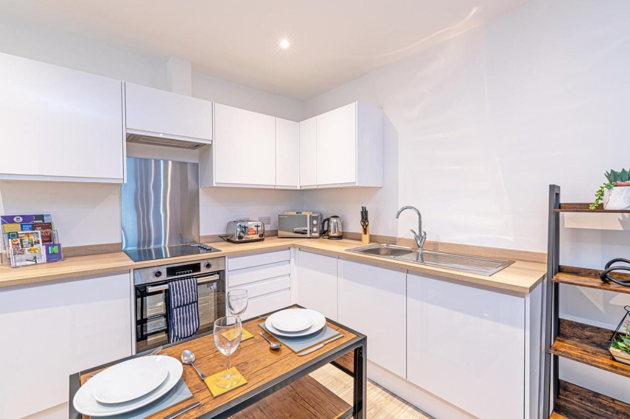 Prescott Court Serviced * Halifax