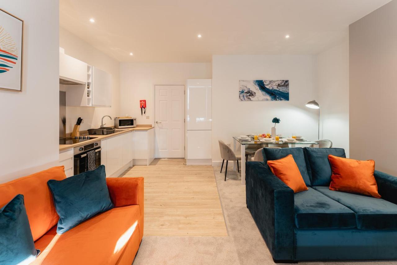 Prescott Court Serviced *